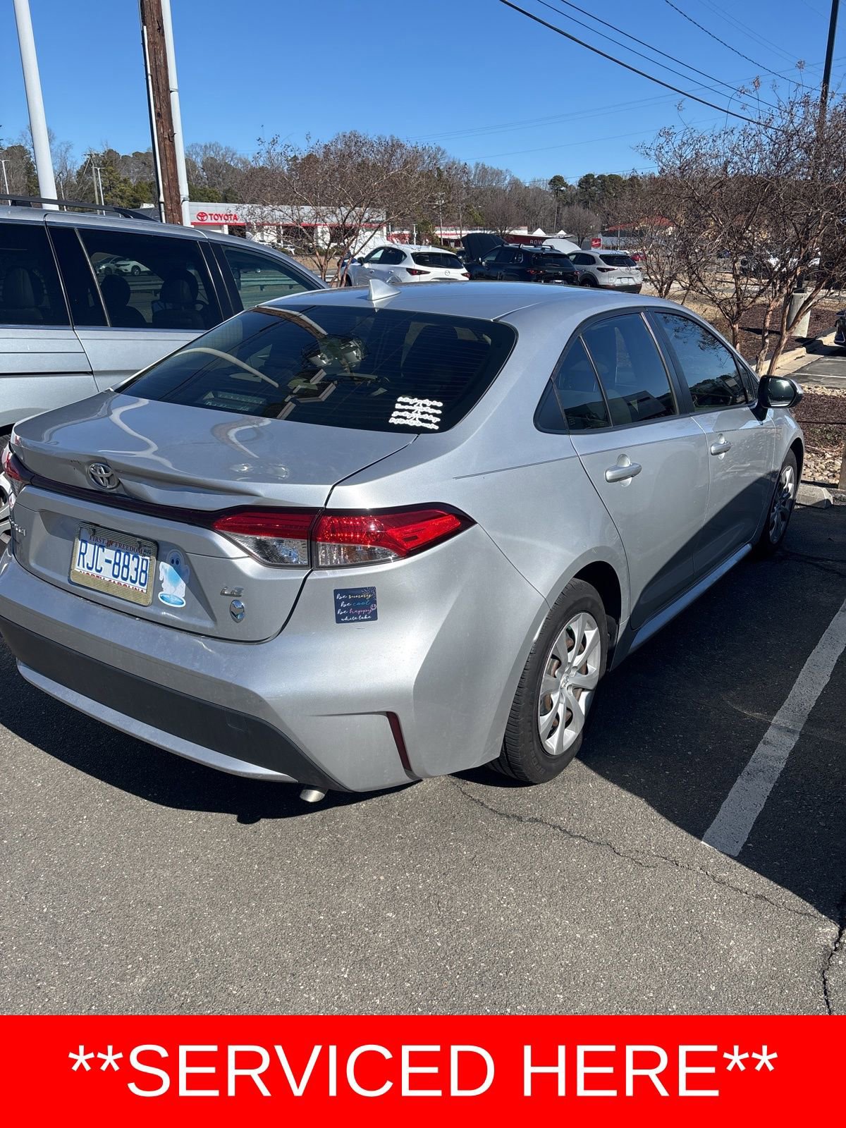 Used 2021 Toyota Corolla LE image 6