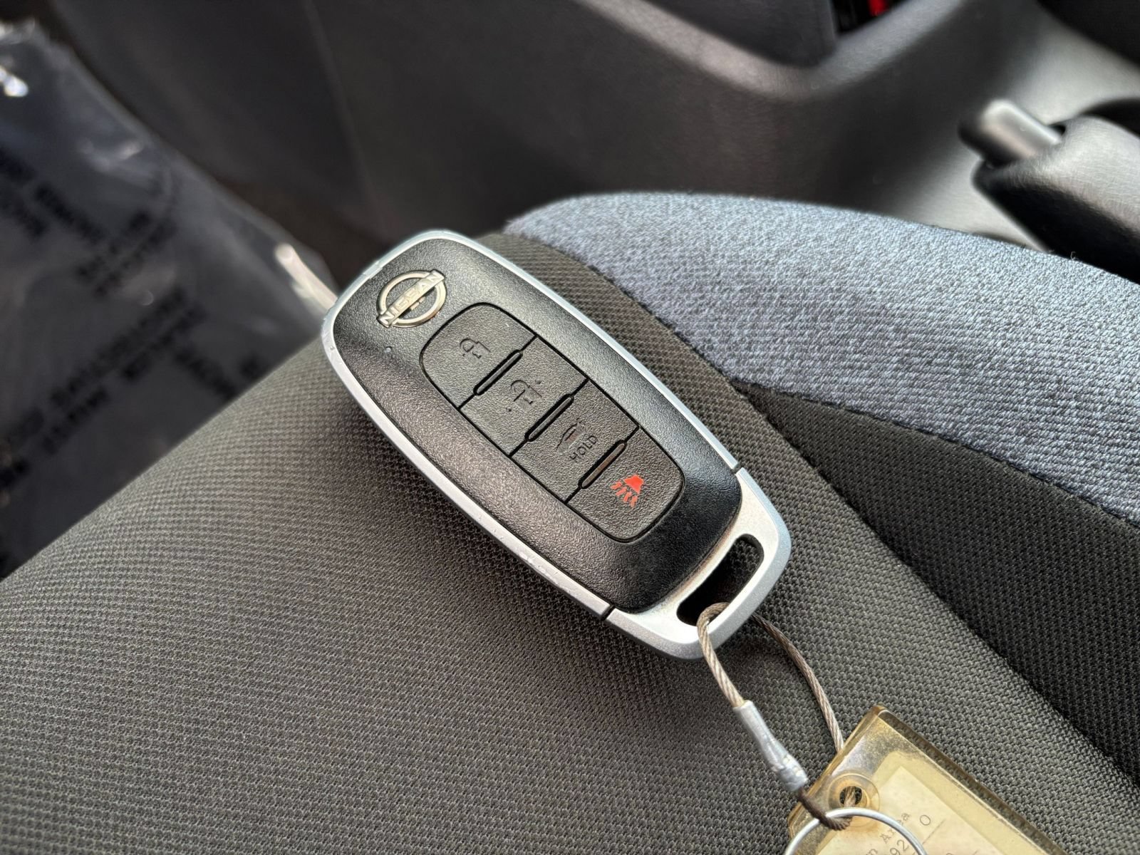 Used 2025 Nissan Versa SV FWD image 21