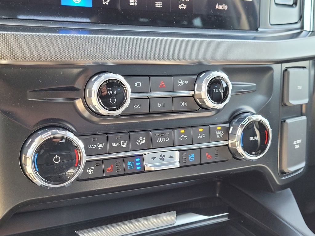 New 2025 Ford F350 Platinum w/ Tremor Off-Road Package image 47