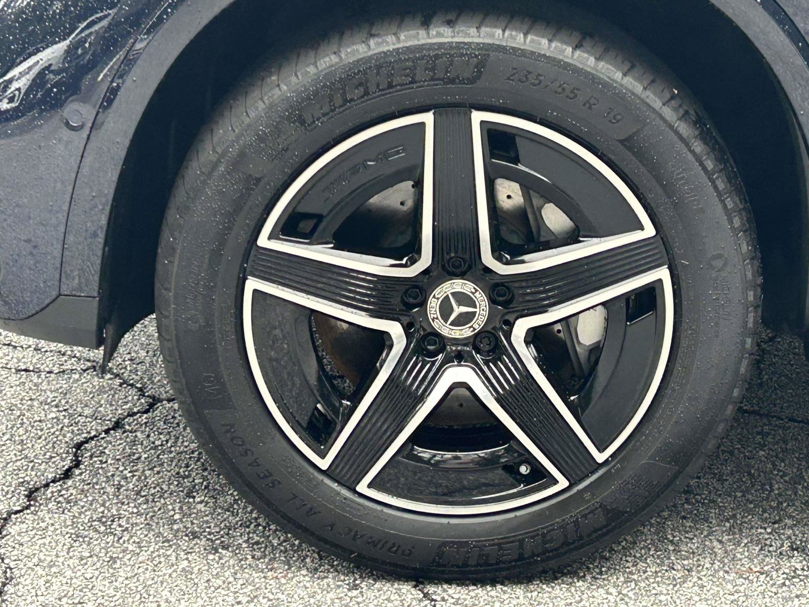 Used 2024 Mercedes-Benz GLC 300 4MATIC image 17