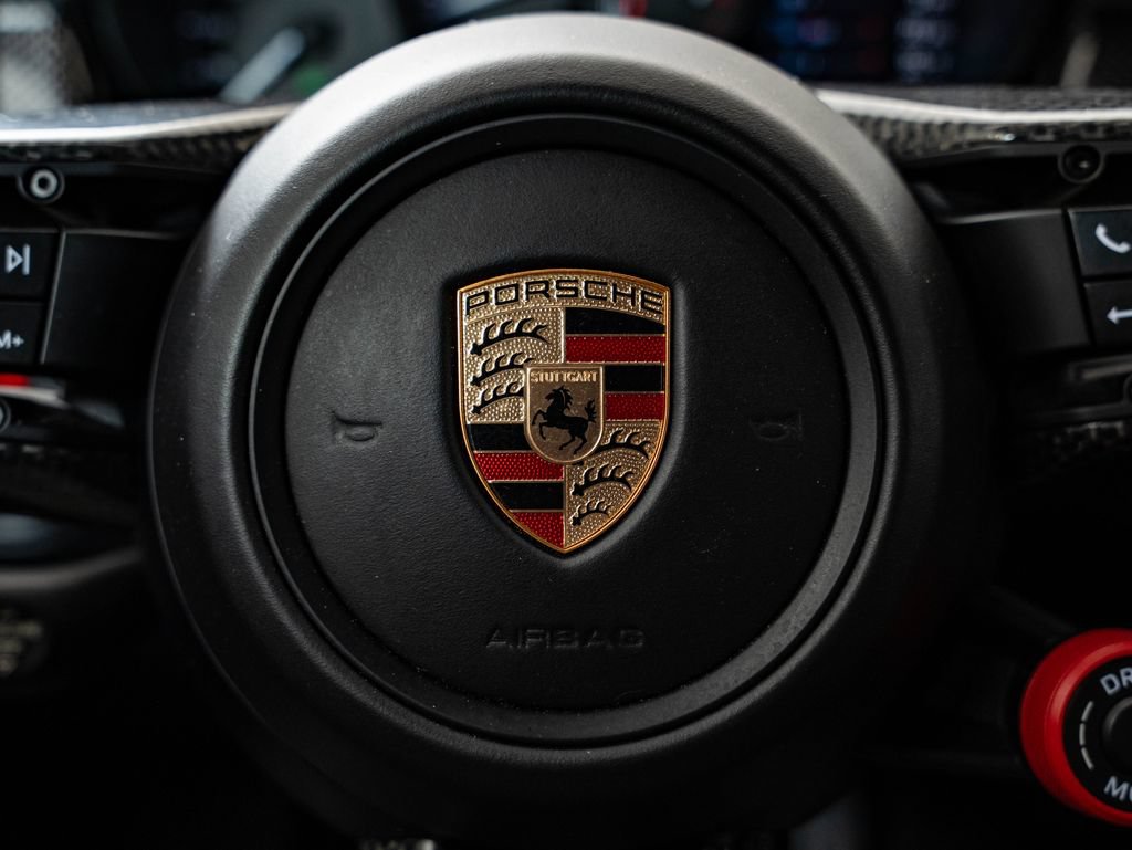 Certified 2024 Porsche Macan GTS AWD/4WD image 31