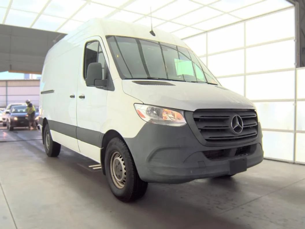 Used 2021 Mercedes-Benz Sprinter 2500 w/ Driver Convenience Package image 5