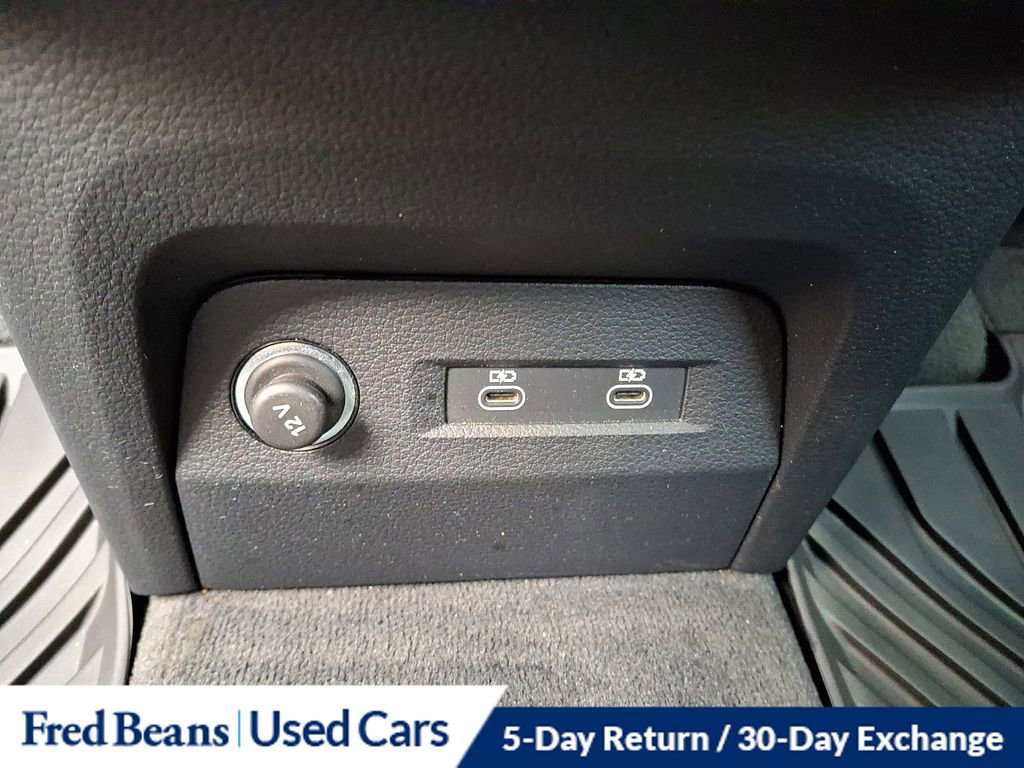 Used 2023 Audi e-tron Premium image 13