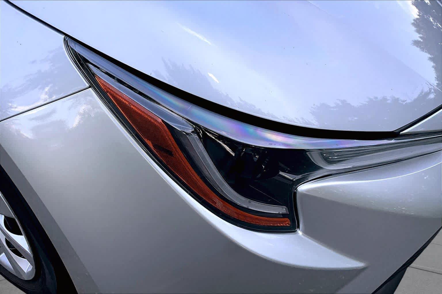 Used 2023 Toyota Corolla LE FWD image 25