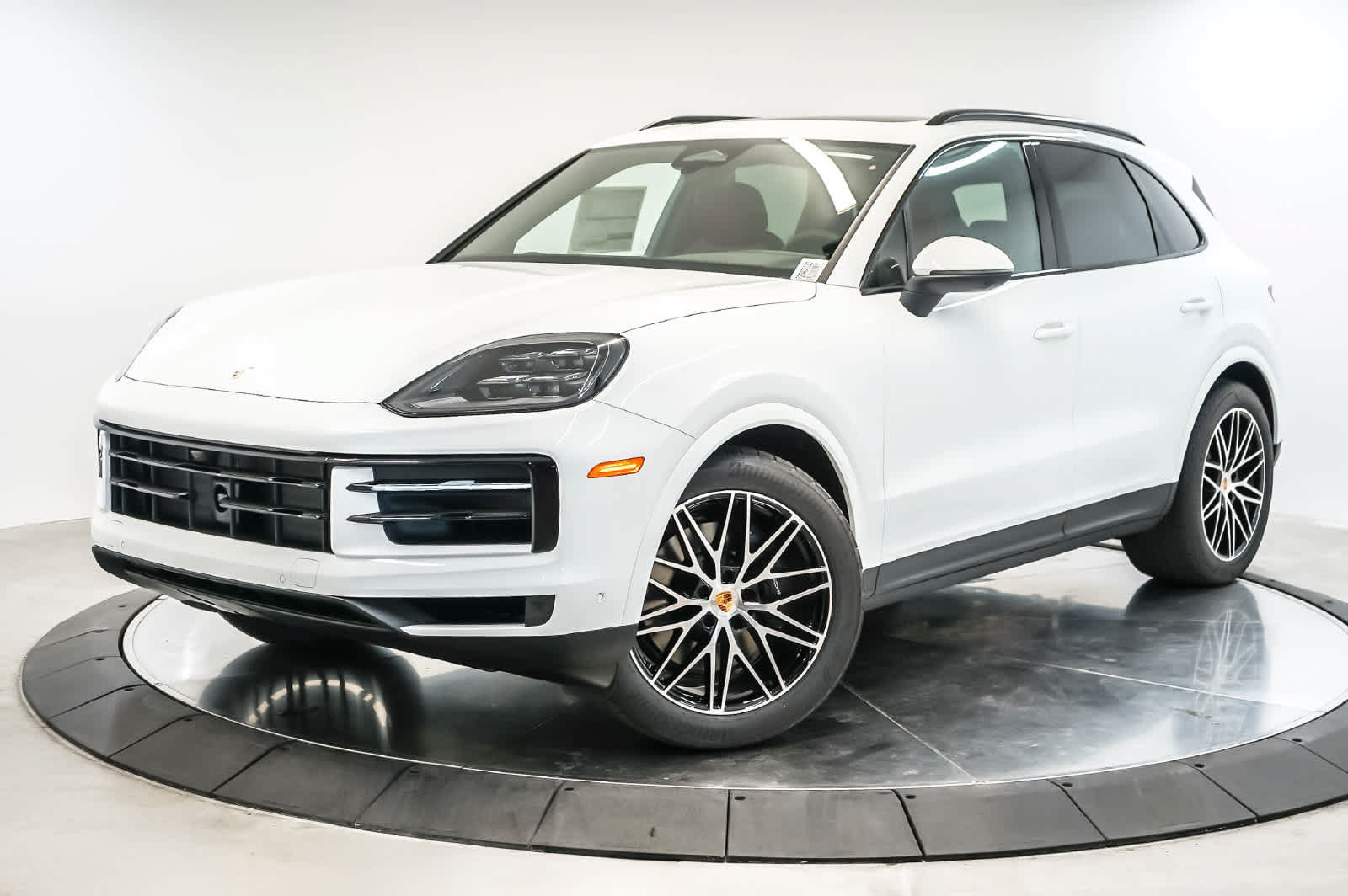 New 2026 Porsche Cayenne AWD/4WD image 1
