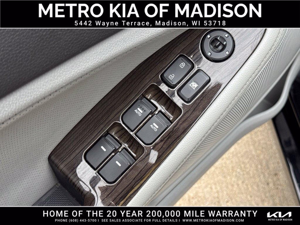 Used 2013 Kia Optima EX FWD image 12