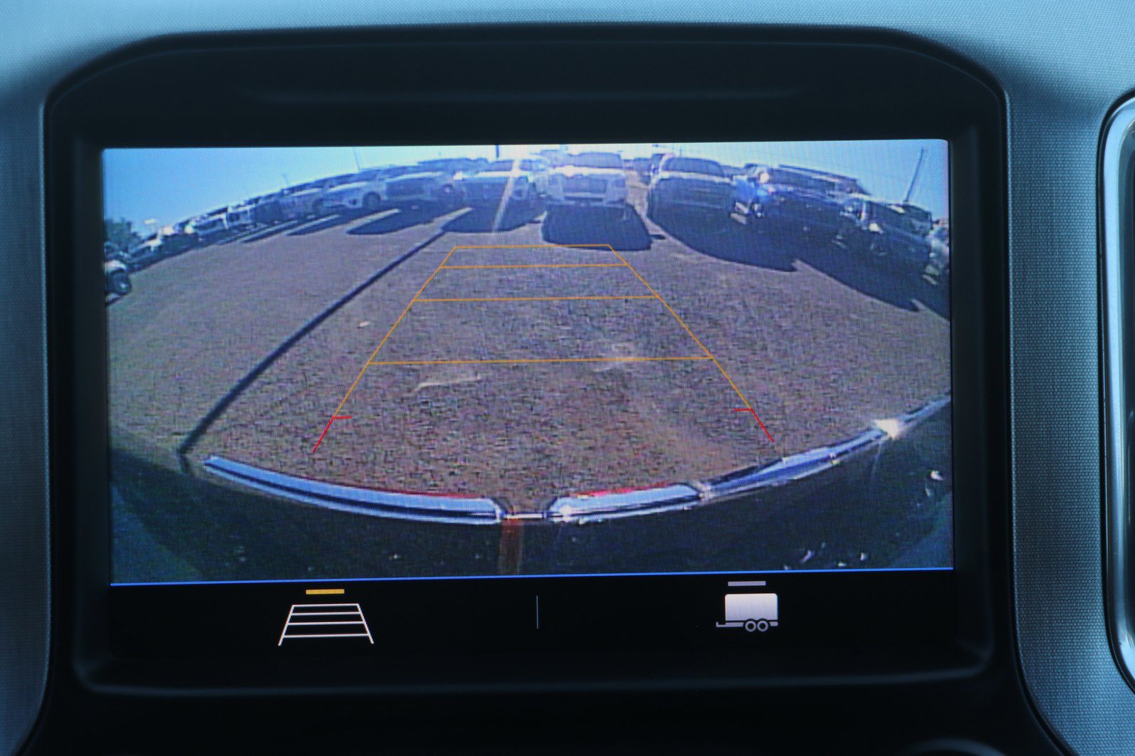 Used 2020 GMC Sierra 1500 SLE w/ SLE Value Package image 22