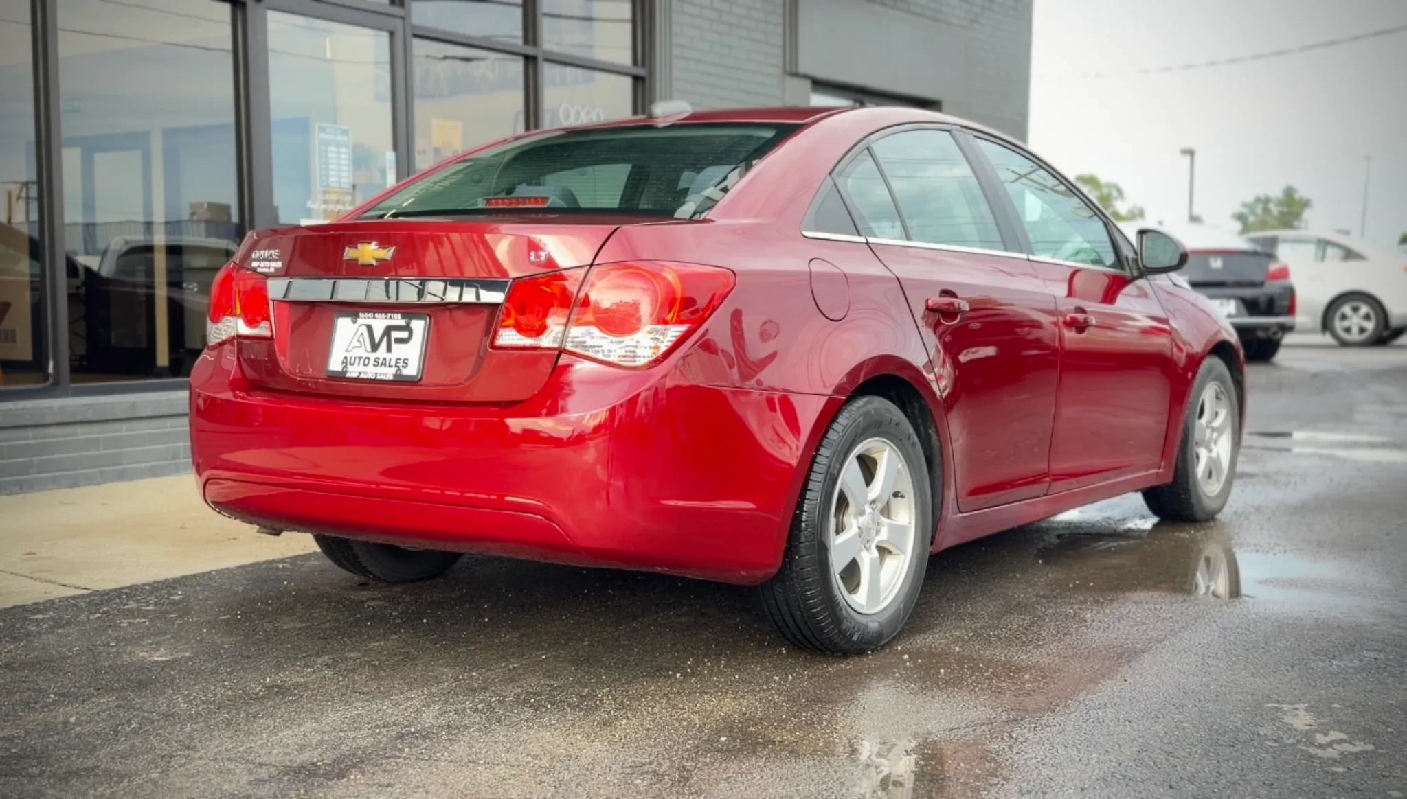 Used 2016 Chevrolet Cruze LT FWD image 2