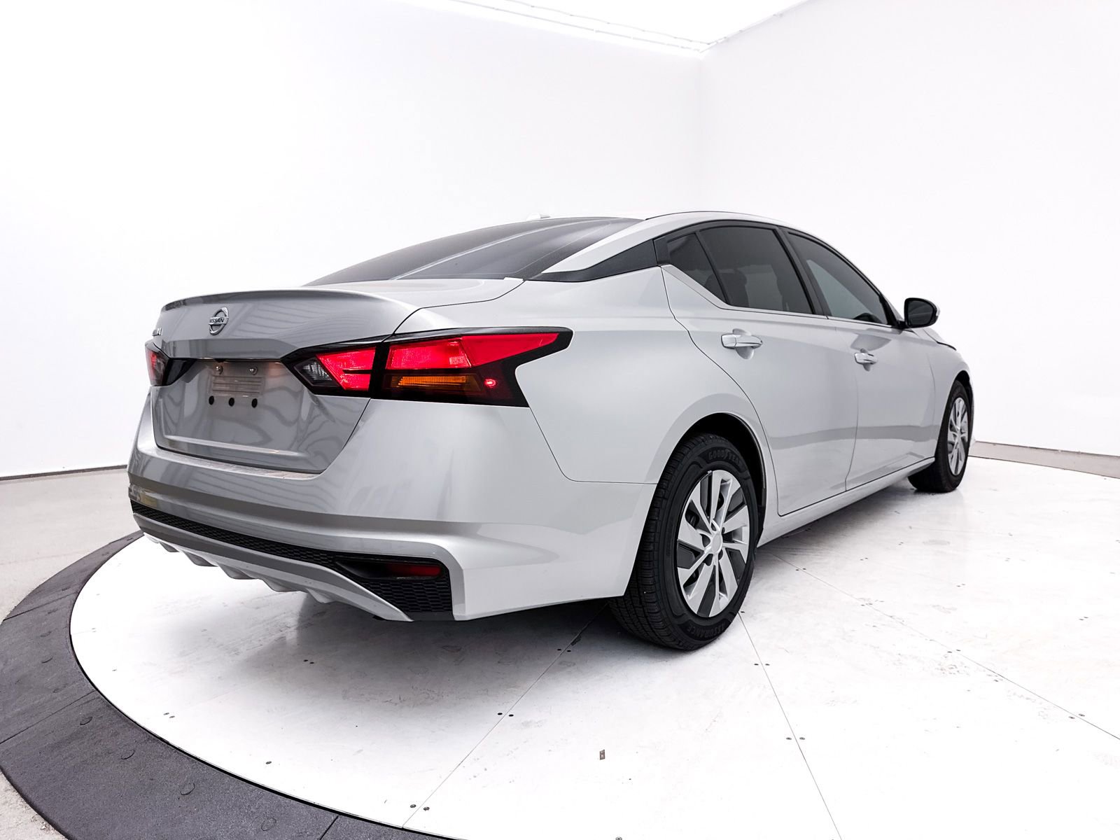 Used 2019 Nissan Altima 2.5 S image 14
