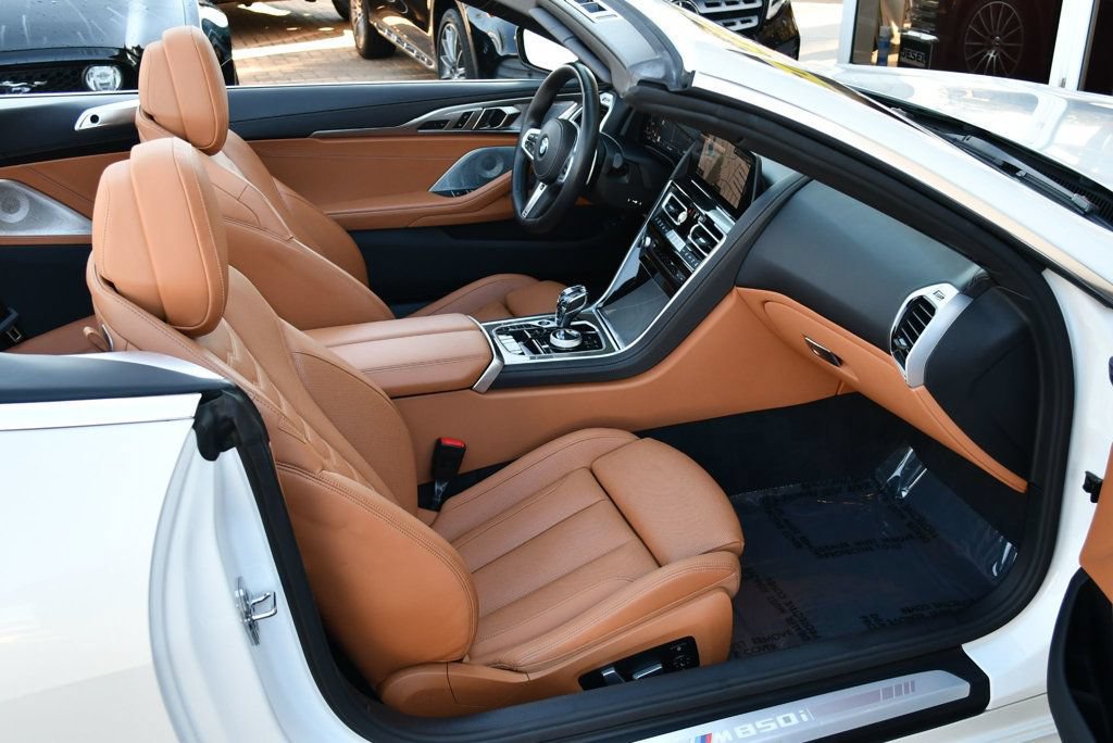 Used 2022 BMW M850i xDrive Convertible w/ Driving Assistance Package AWD/4WD image 19