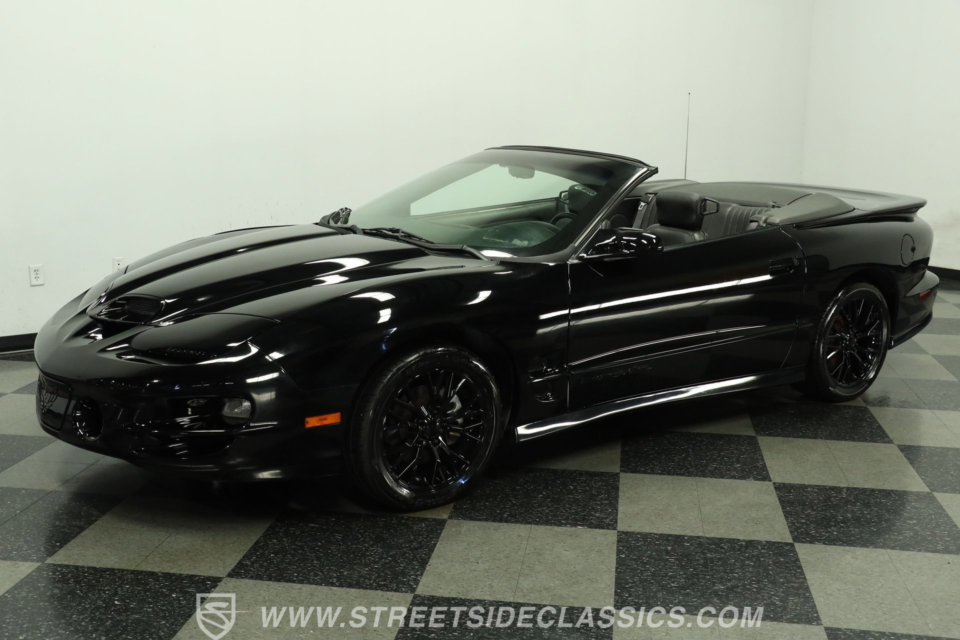 Used 2002 Pontiac Firebird Trans Am RWD image 6