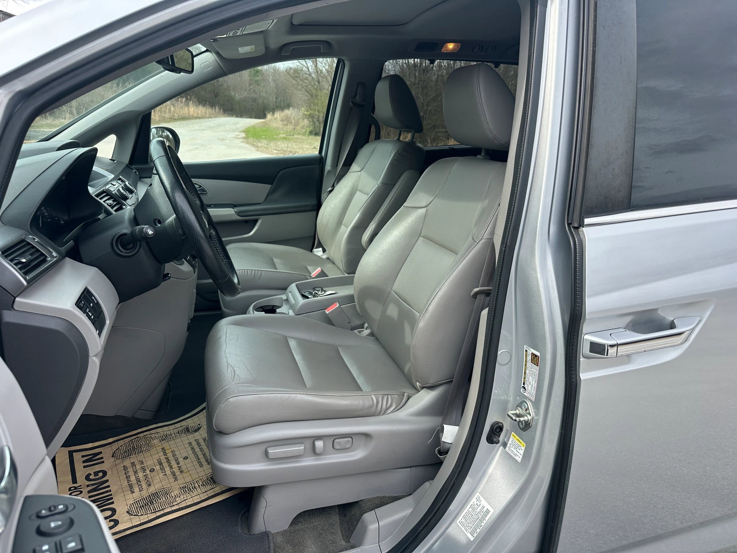 Used 2015 Honda Odyssey EX-L image 9