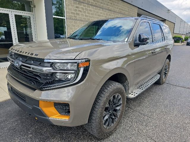 Used 2026 Ford Expedition Tremor AWD/4WD image 4