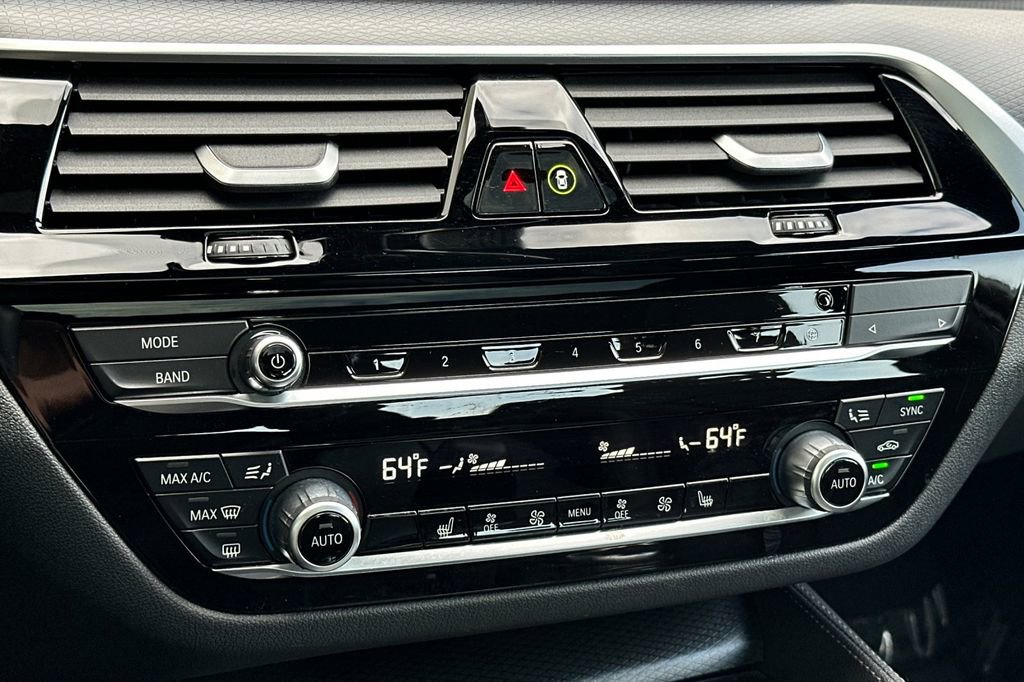 Used 2023 BMW 530e 530e iPerformance w/ M Sport Package image 22