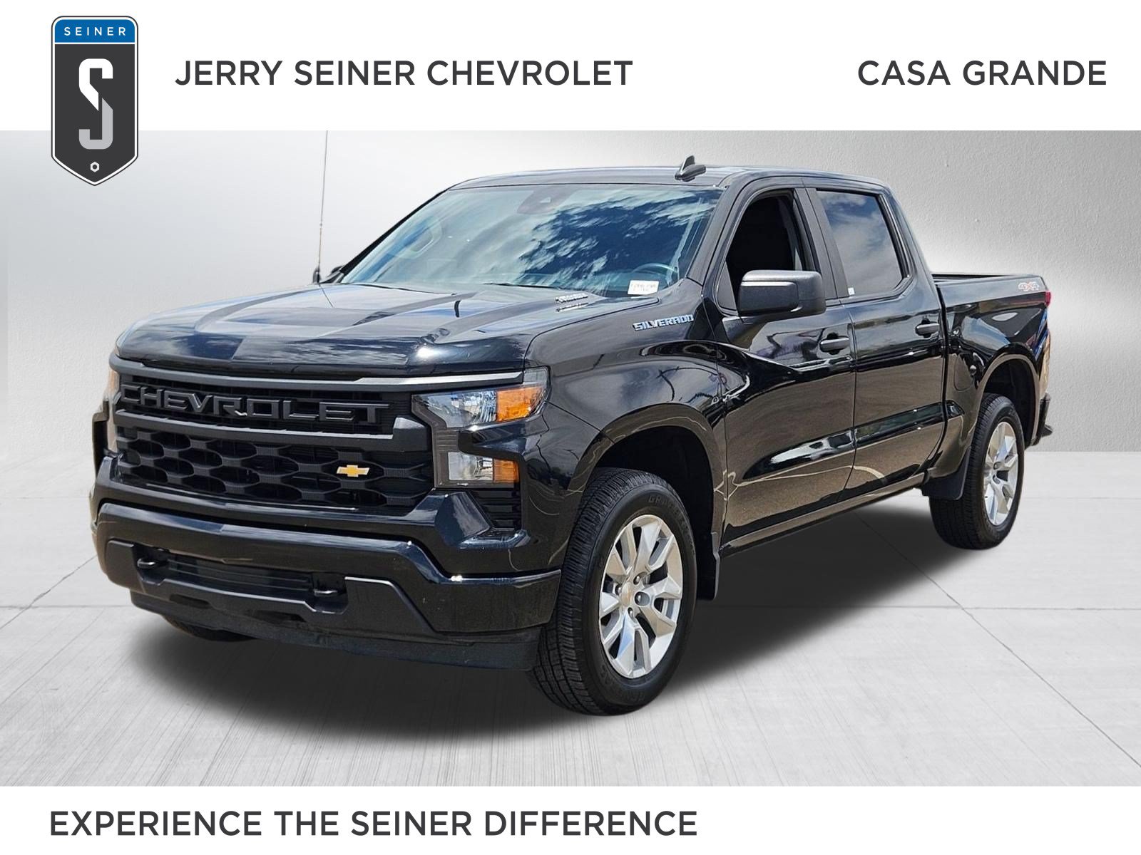 Certified 2025 Chevrolet Silverado 1500 Custom AWD/4WD image 1