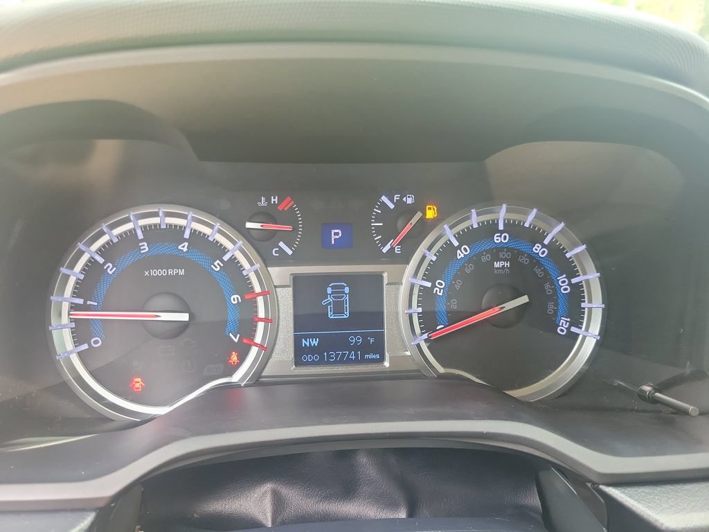 Used 2017 Toyota 4Runner SR5 Premium RWD image 21