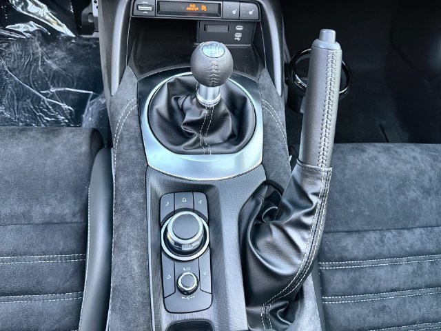New 2026 MAZDA MX-5 Miata RF Club w/ Interior Package RWD image 20