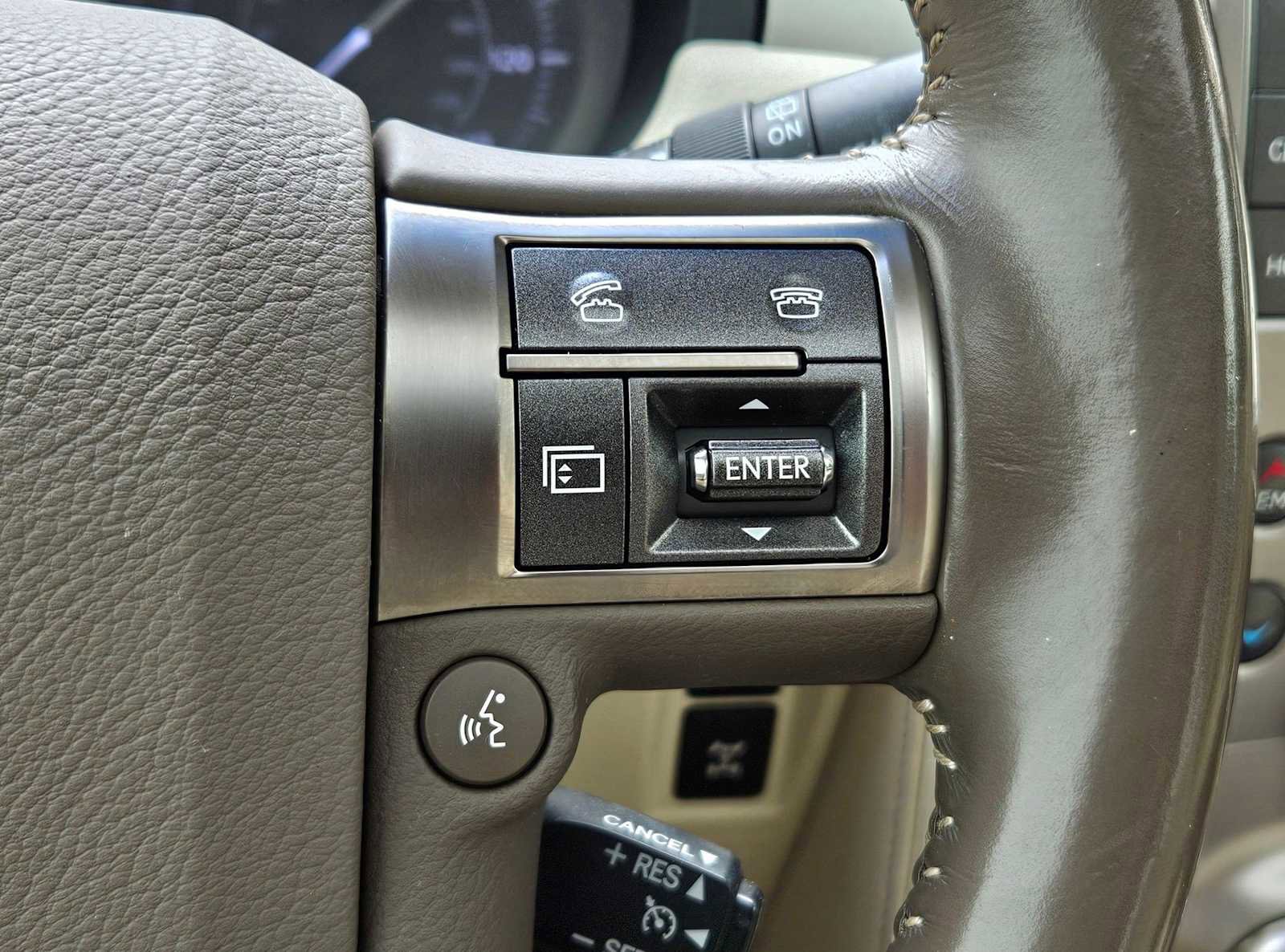 Used 2019 Lexus GX 460 Premium w/ Premium Package AWD/4WD image 16