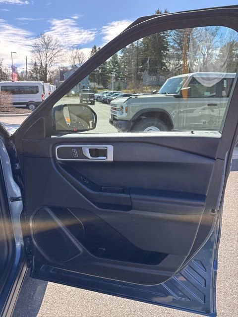 Used 2020 Ford Explorer 4WD w/ Class III Trailer Tow Package image 21