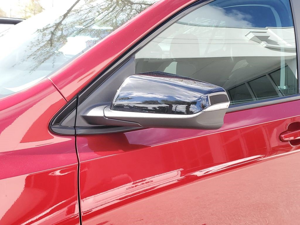 Certified 2024 GMC Terrain SLE w/ Driver Convenience Package FWD image 12