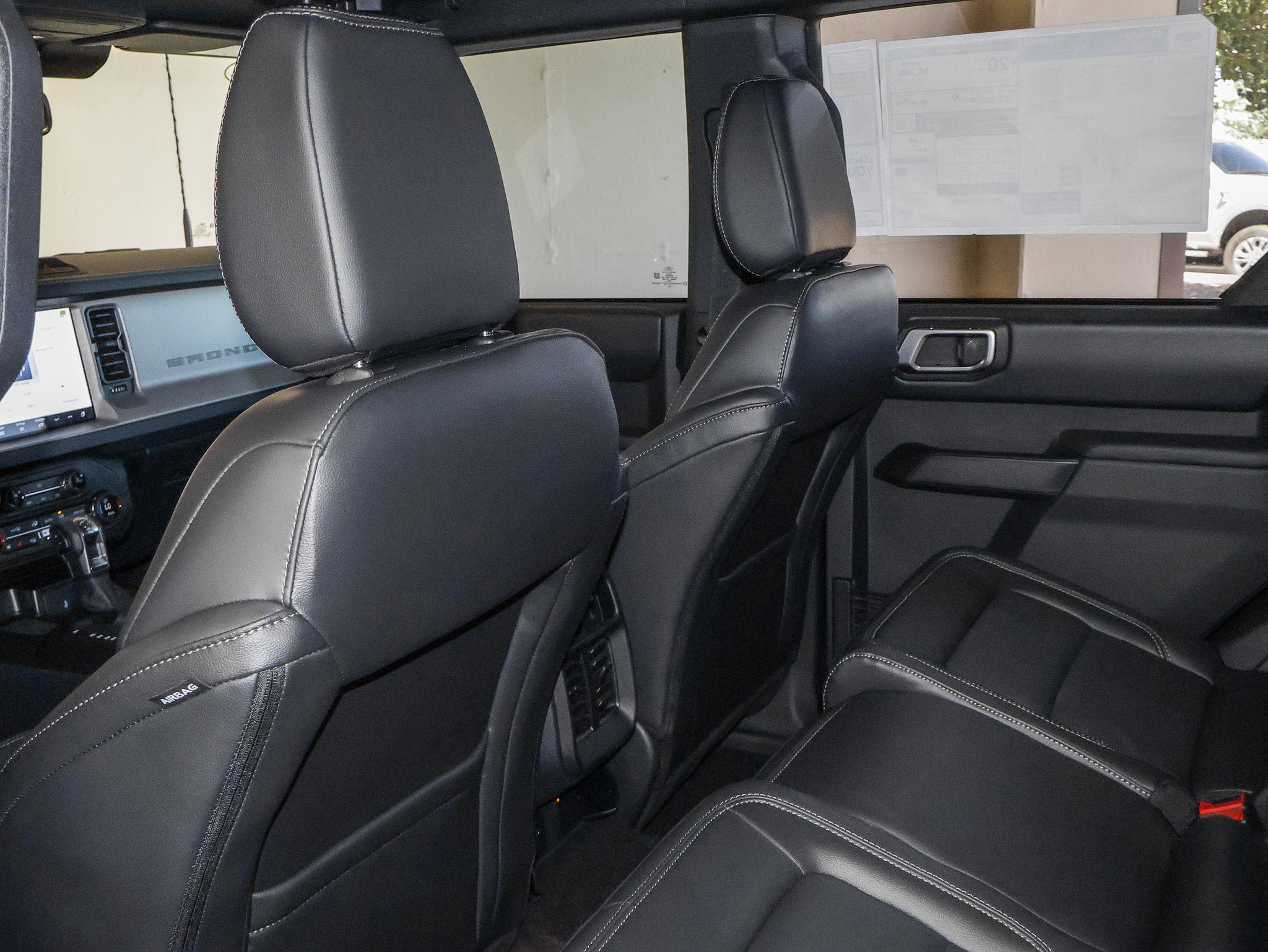New 2026 Ford Bronco Outer Banks AWD/4WD image 36