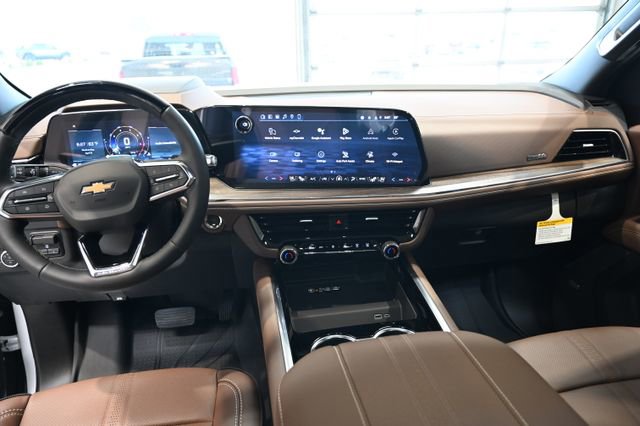 New 2026 Chevrolet Suburban High Country AWD/4WD image 15