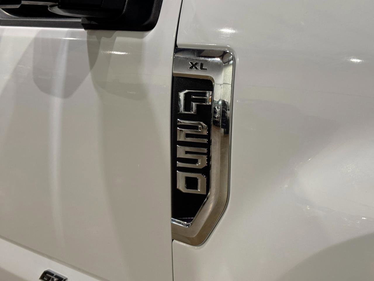 Used 2022 Ford F250 XL w/ Power Equipment Group AWD/4WD image 46