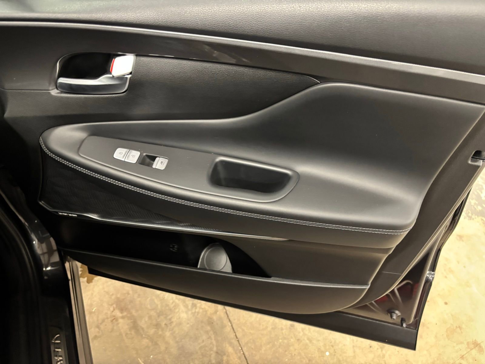 Certified 2023 Hyundai Santa Fe Calligraphy AWD/4WD image 22