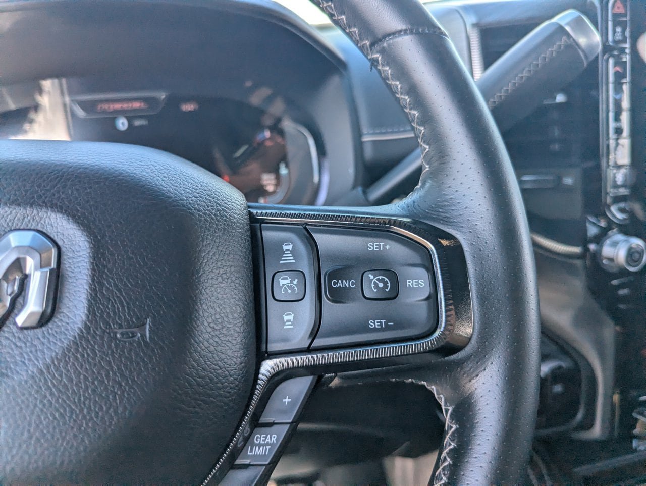 Used 2025 RAM 2500 Rebel w/ Rebel Level 2 Equipment Group AWD/4WD image 31