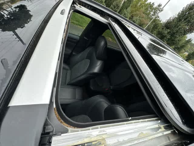 Used 2023 Toyota Highlander XSE FWD image 6