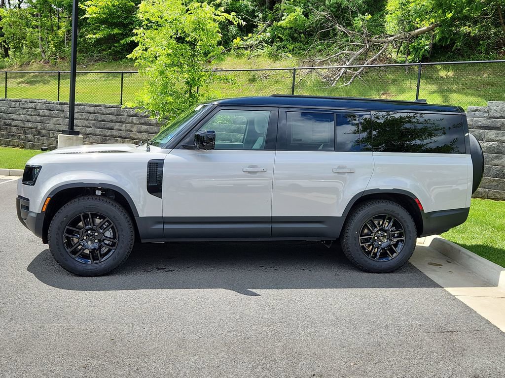 New 2026 Land Rover Defender 130 S AWD/4WD image 6