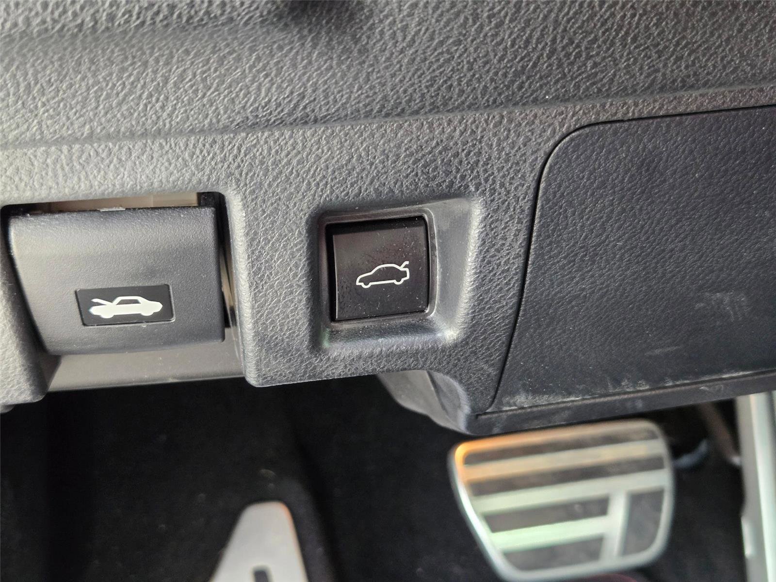 Used 2024 Lexus RC 350 F Sport RWD image 29