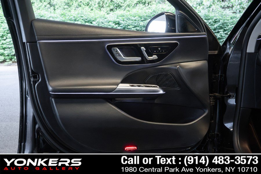 Used 2025 Mercedes-Benz E 350 4MATIC Sedan w/ Winter Package image 12