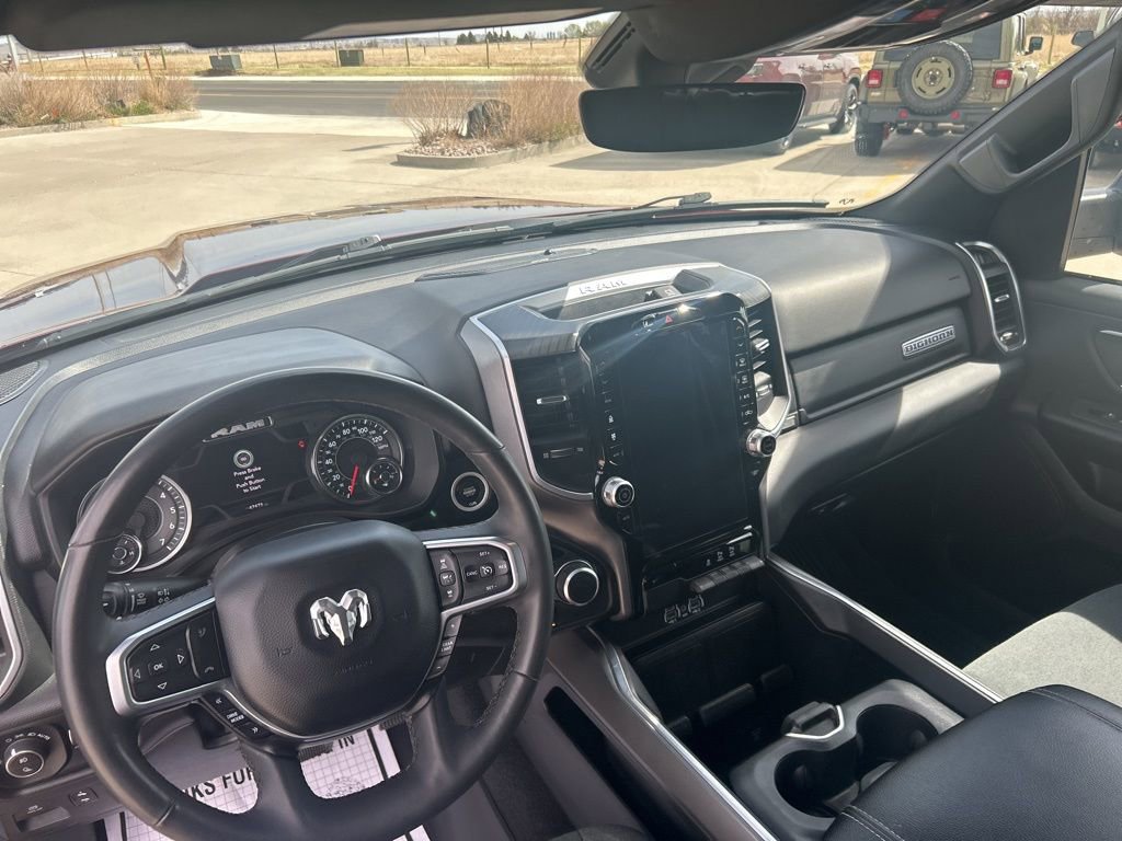 Used 2025 RAM 1500 Big Horn AWD/4WD image 13