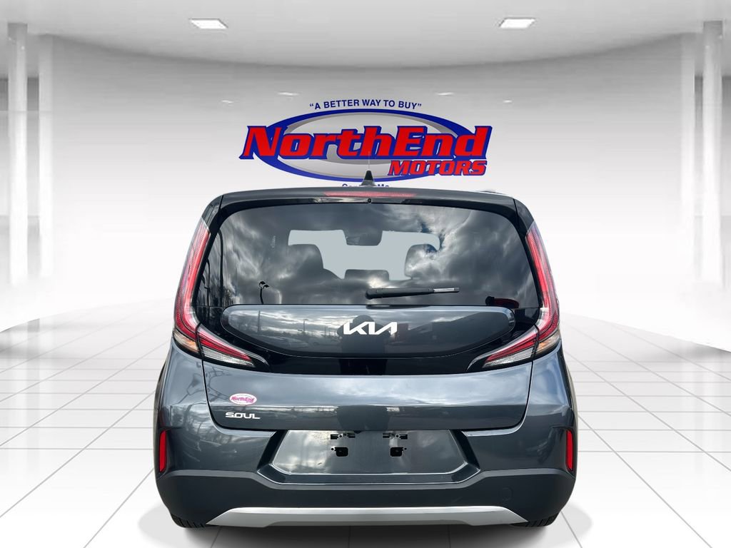 Used 2024 Kia Soul LX w/ Option Group 015 image 4