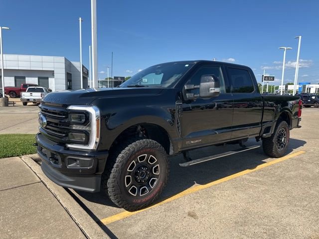 Used 2025 Ford F250 Platinum w/ FX4 Off-Road Package image 1