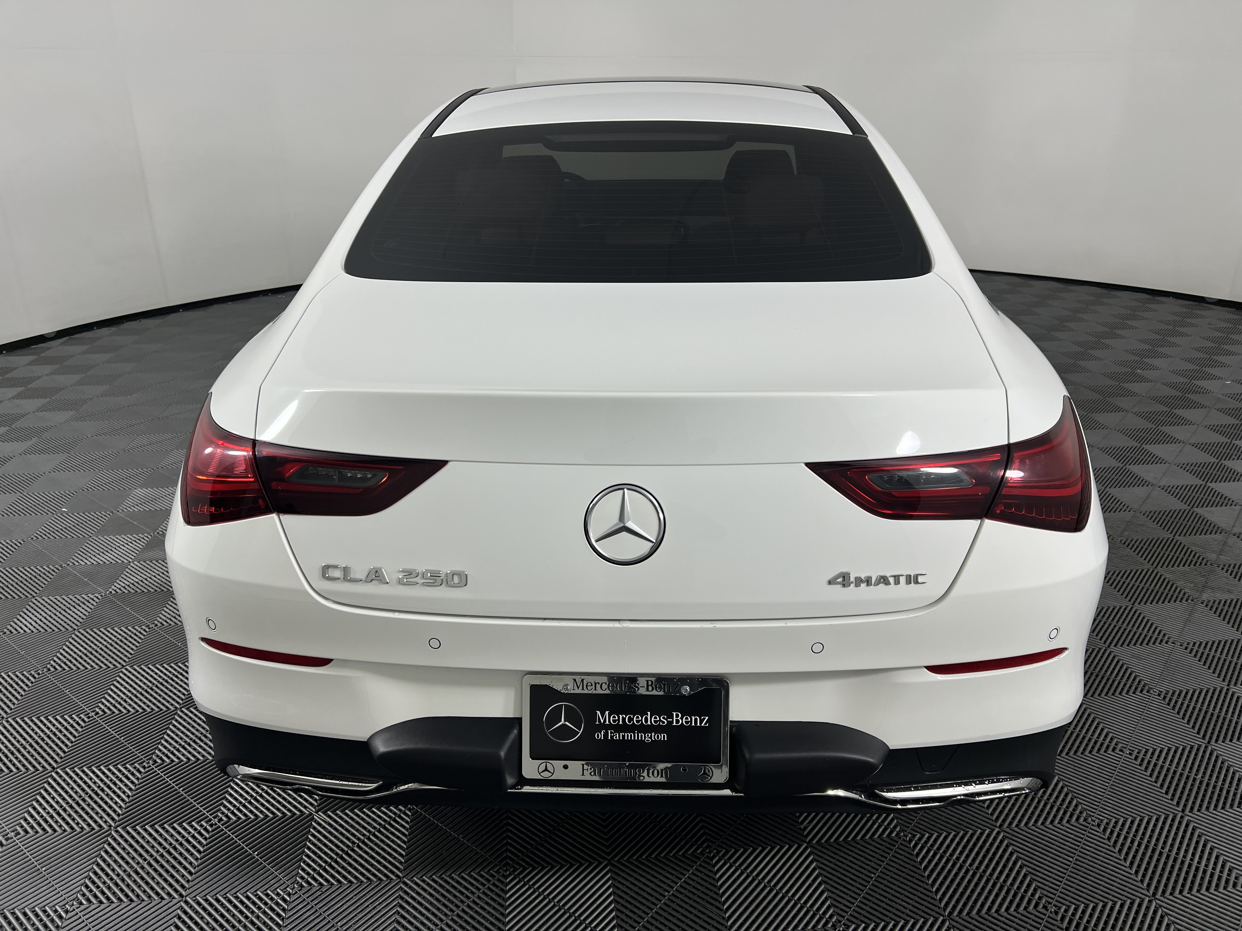 Used 2025 Mercedes-Benz CLA 250 4MATIC image 11