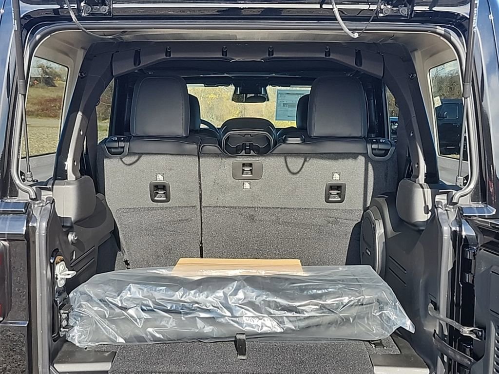 New 2026 Jeep Wrangler Sahara image 17