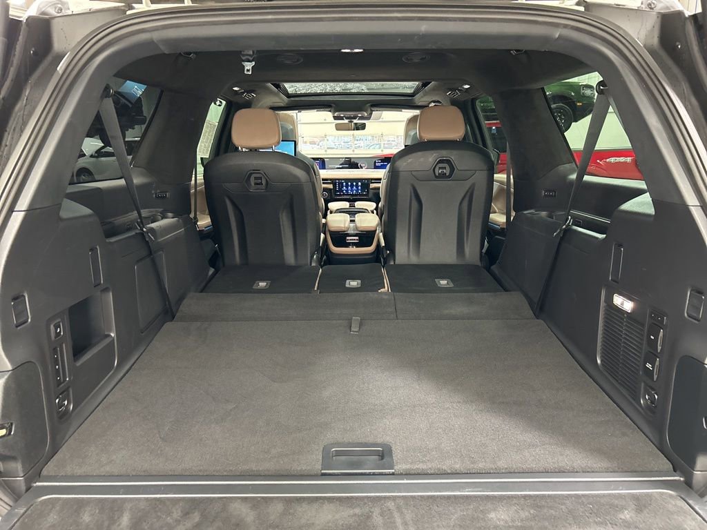 Used 2025 Lincoln Navigator L Black Label image 40