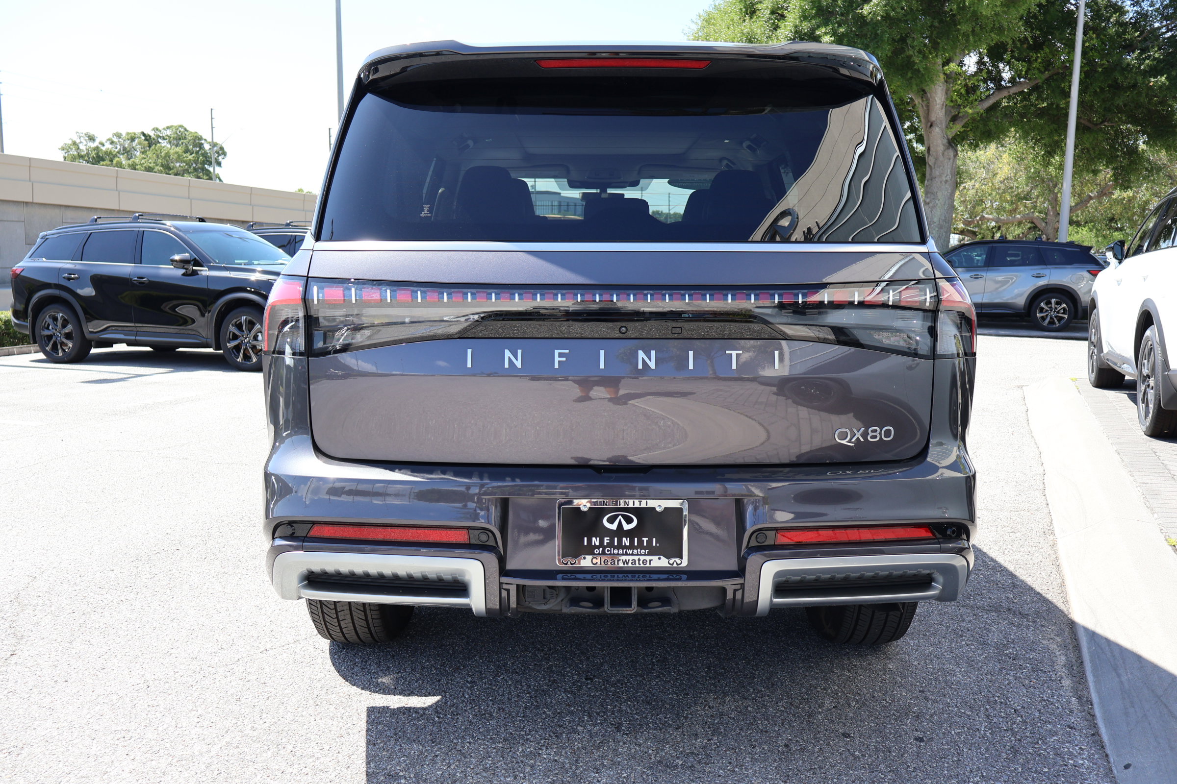 Certified 2025 INFINITI QX80 Pure RWD image 8