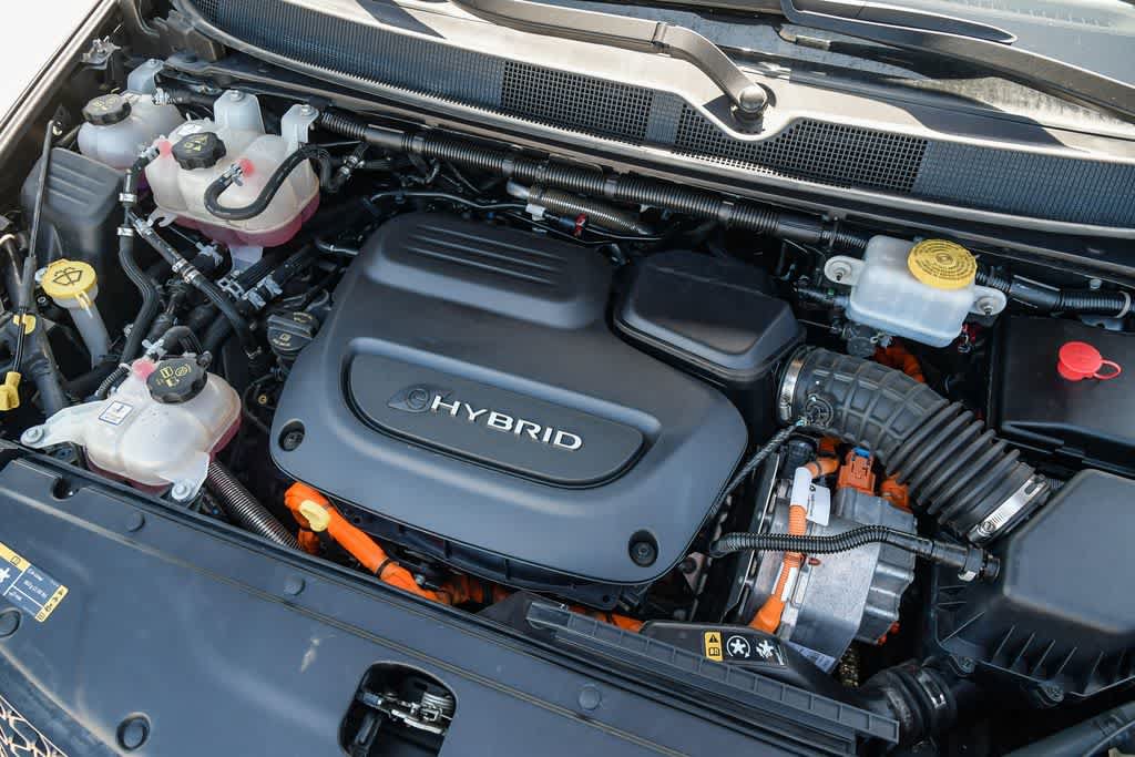 Used 2023 Chrysler Pacifica Touring-L FWD image 29