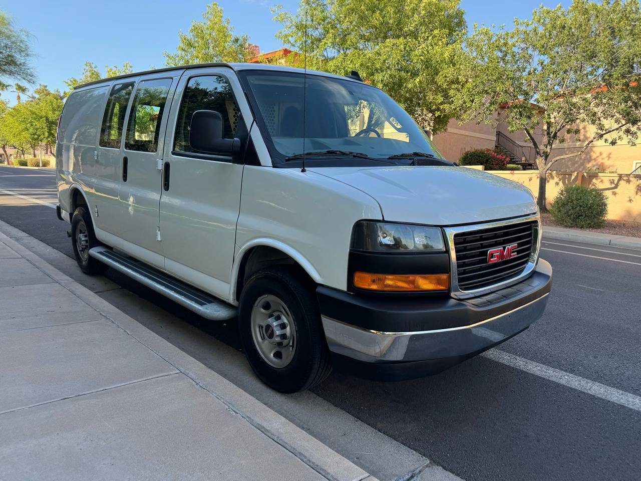 Used 2025 GMC Savana 2500 w/ Driver Convenience Package RWD image 7