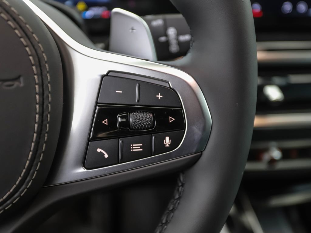 New 2026 BMW X5 xDrive40i w/ Executive Package image 13