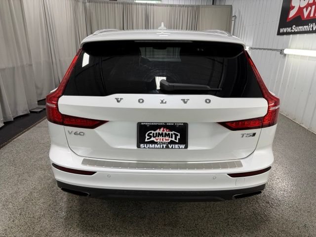 Used 2020 Volvo V60 T5 Cross Country w/ Protection Package Premier AWD/4WD image 5