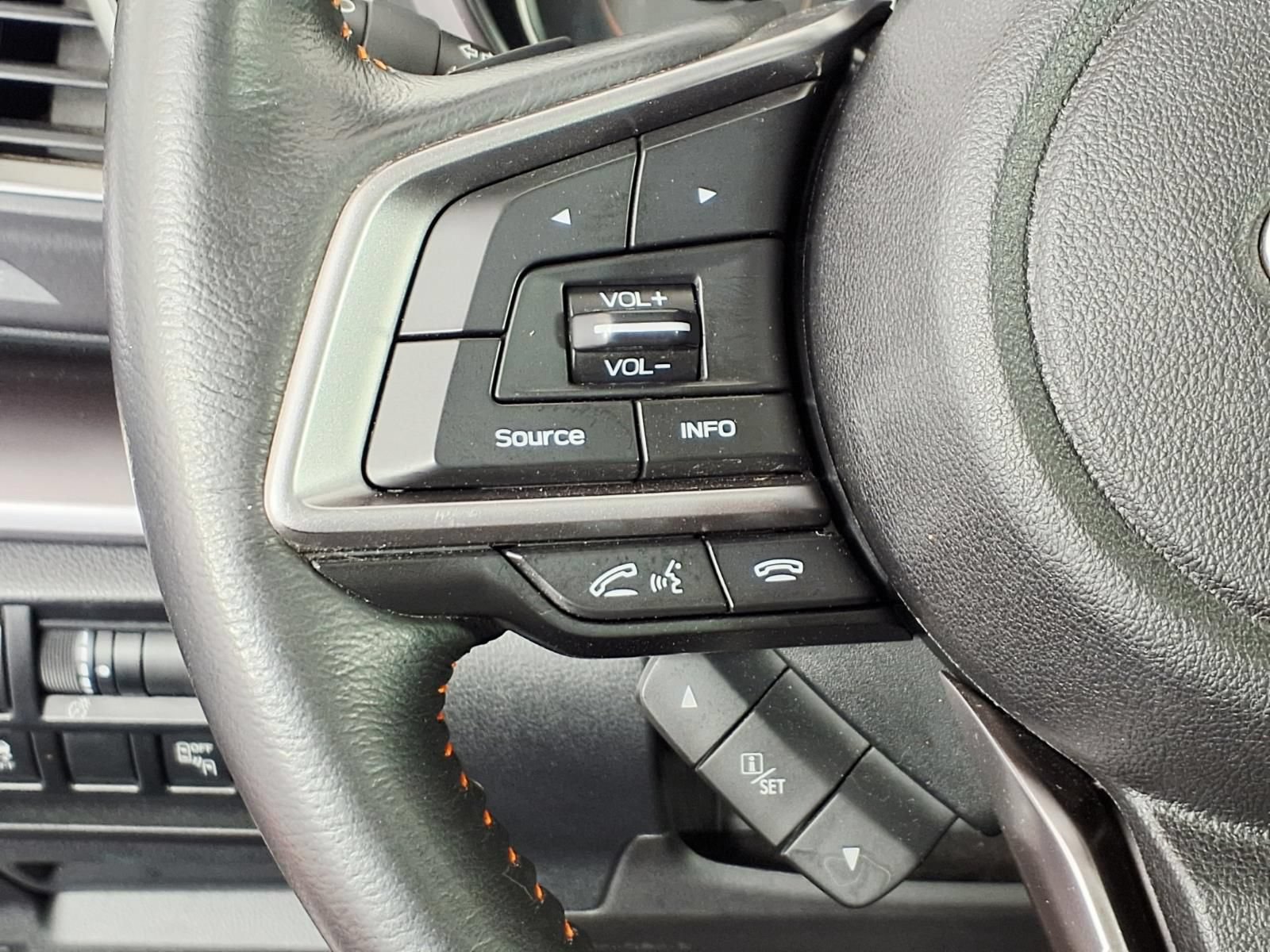 Used 2019 Subaru Crosstrek 2.0i Limited w/ Moonroof Package w/Navigation AWD/4WD image 18