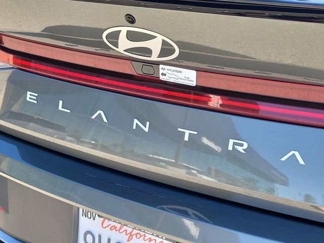 Certified 2025 Hyundai Elantra SEL image 23