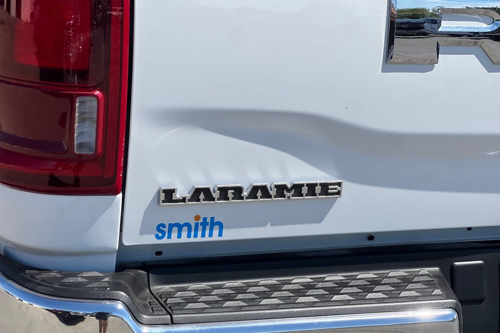 New 2026 RAM 2500 Laramie AWD/4WD image 8