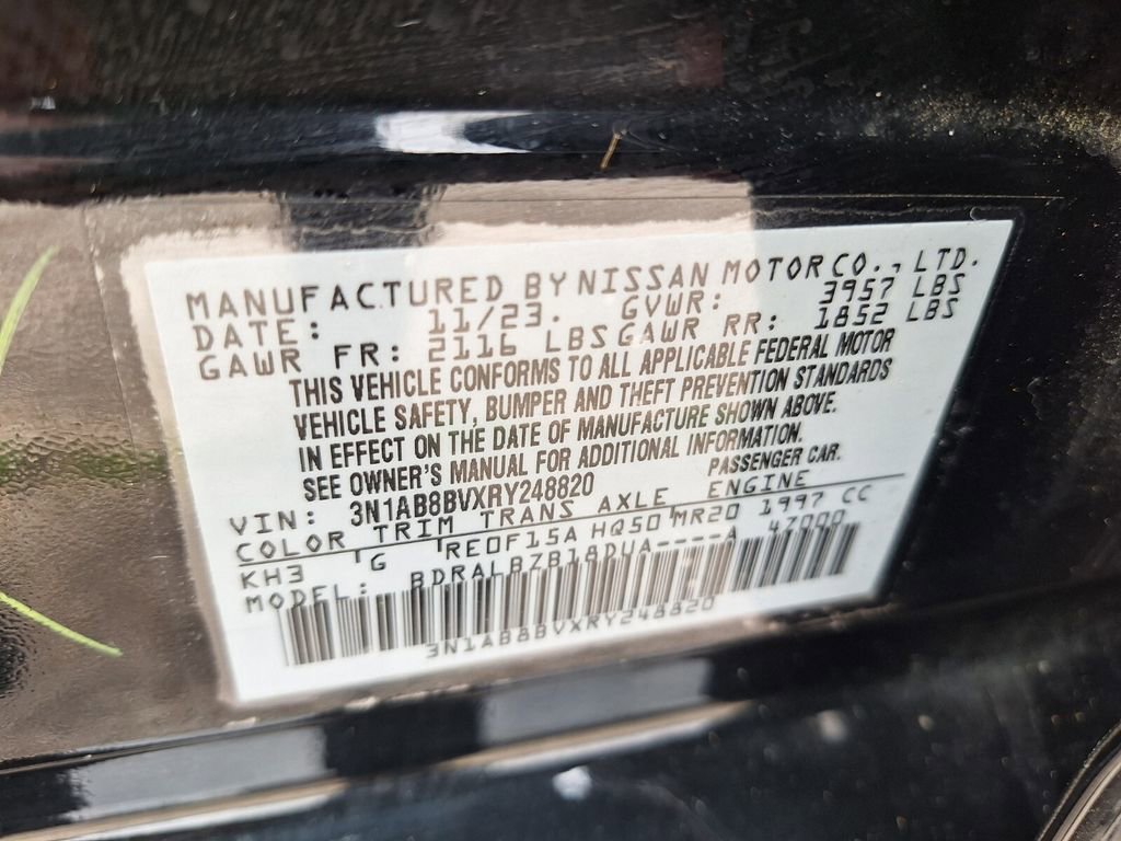 Used 2024 Nissan Sentra S image 31