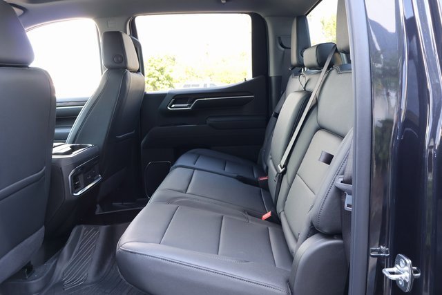 New 2026 GMC Sierra 1500 SLT w/ SLT Premium Package image 14