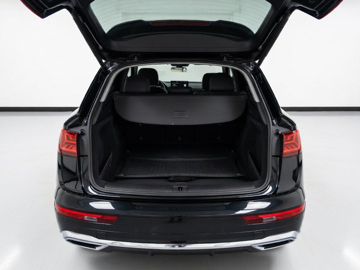 Used 2023 Audi Q5 2.0T Prestige AWD/4WD image 21